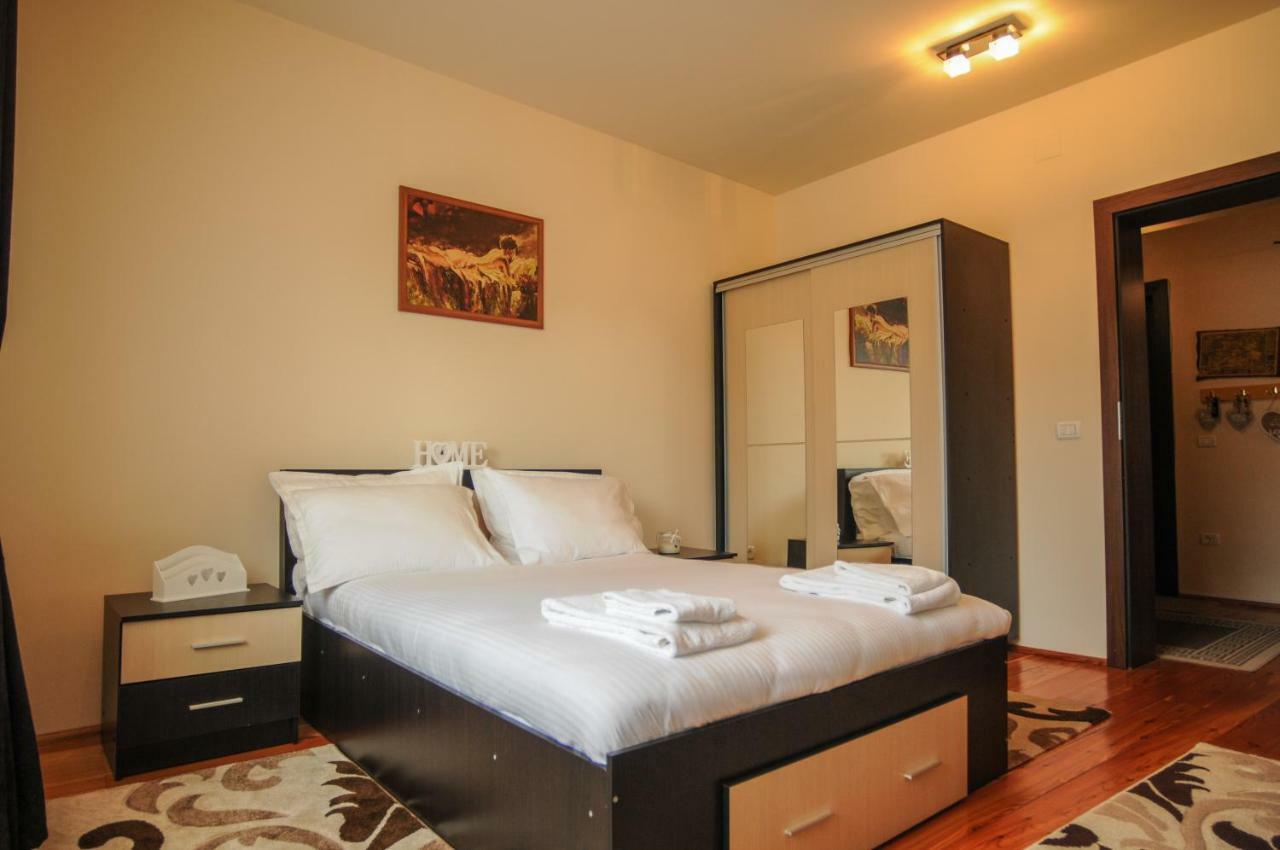 Apartmán Casa Di Luca Brašov Exteriér fotografie